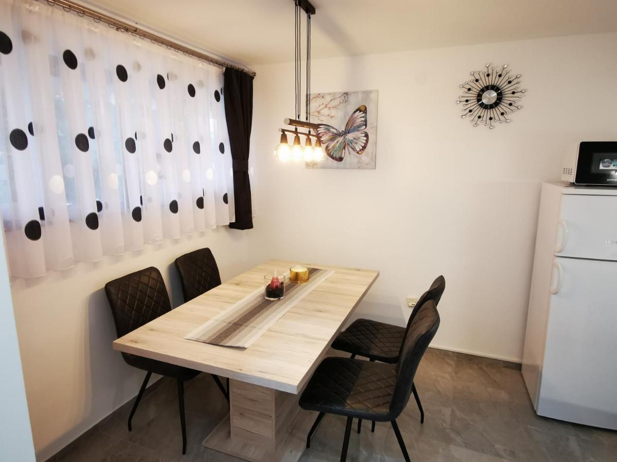 Ema Studio Apartman Karlovac Εξωτερικό φωτογραφία