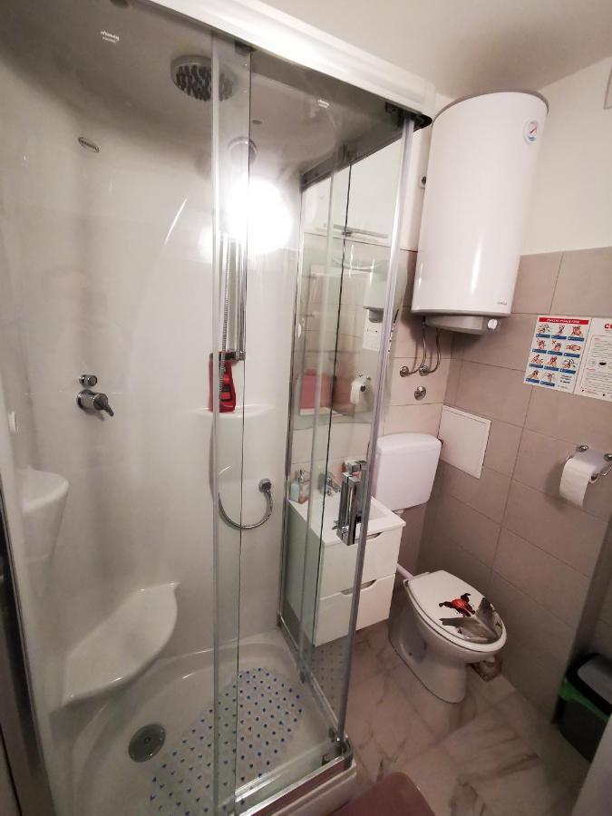 Ema Studio Apartman Karlovac Εξωτερικό φωτογραφία
