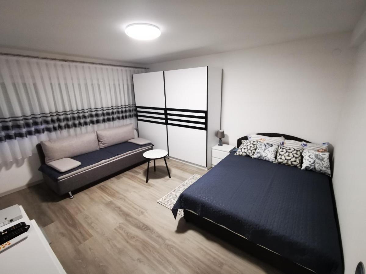 Ema Studio Apartman Karlovac Εξωτερικό φωτογραφία