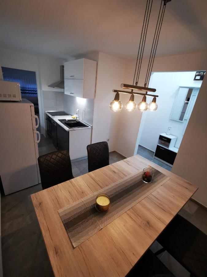 Ema Studio Apartman Karlovac Εξωτερικό φωτογραφία